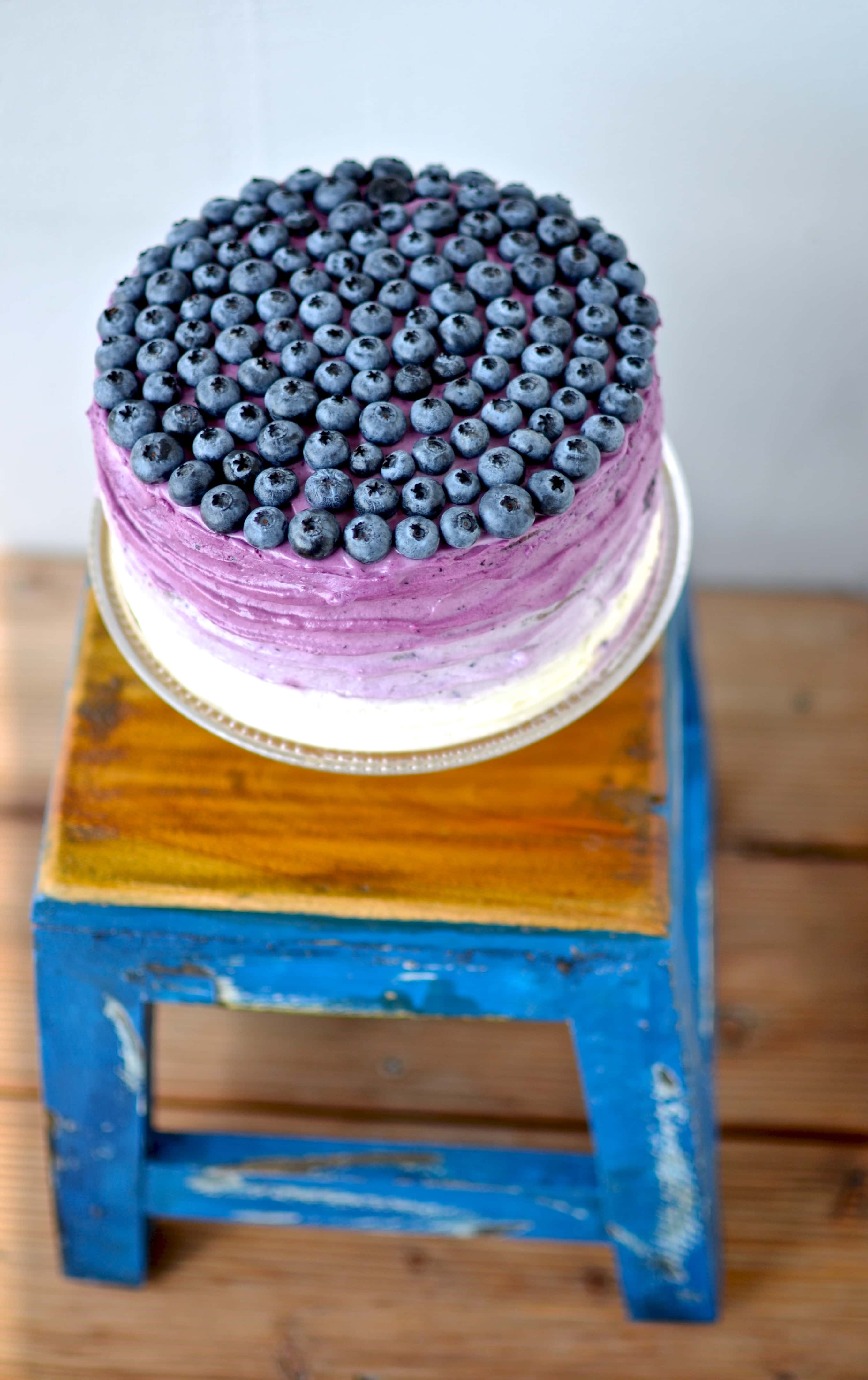 Blaubeer-Ombre-Torte