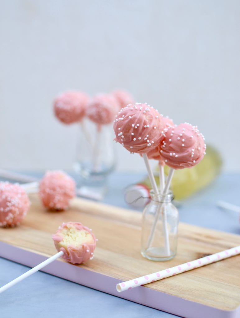 Holunderblüten Cake Pops
