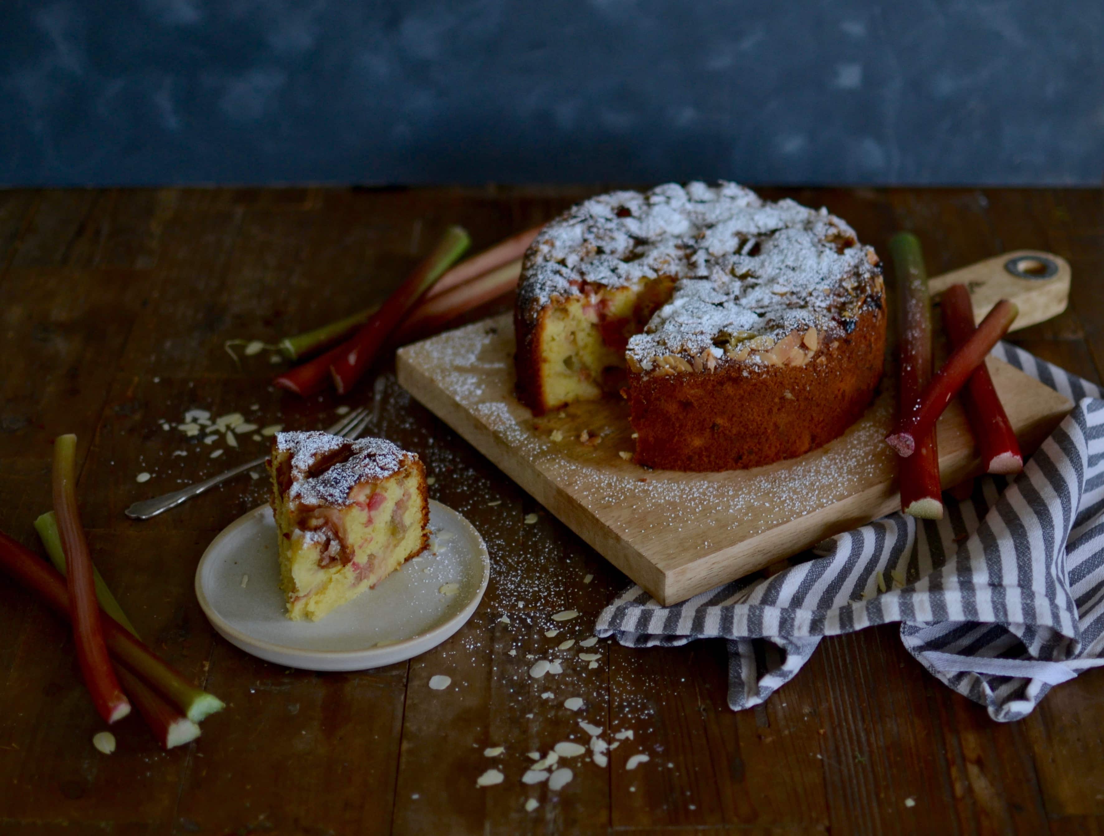 Rhabarber-Joghurt Kuchen