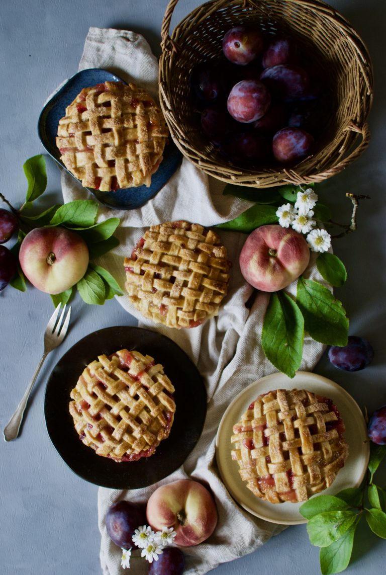 Happy Birthday, Herr L! Heidelbeer-Ombre-Torte | Laura dreams of Cakes